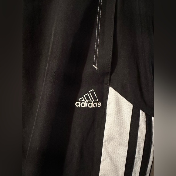 ADIDAS Retro 2010 Men’s Black Large Ankle Zip Windbreaker Pants Three Stripes - Picture 2 of 16